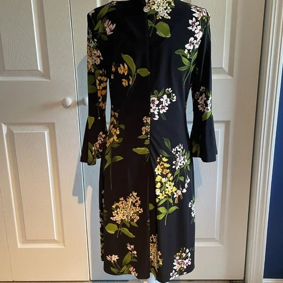 EUC Tommy Hilfiger Women's Size 8 Black Floral Flowers Dress Bell Sleeves - Picture 2 of 7